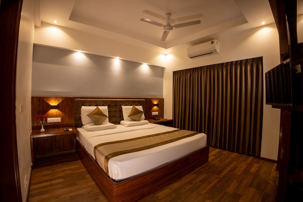 metro plaza hotel by rak rooms