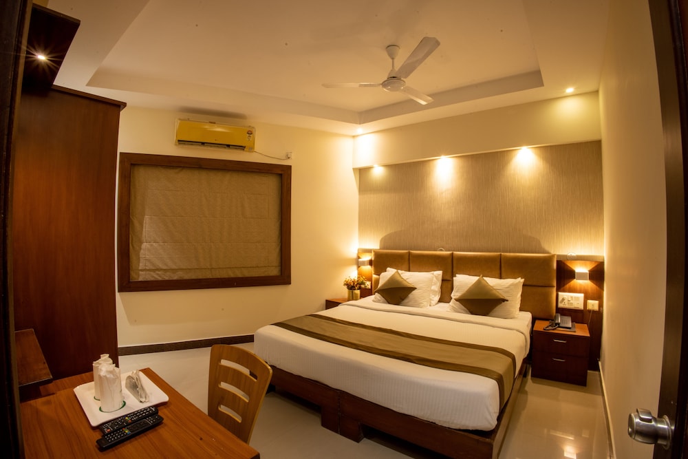 metro plaza hotel by rak rooms