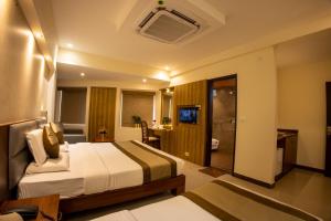 metro plaza hotel by rak rooms