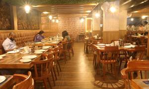 metro plaza hotel by rak rooms