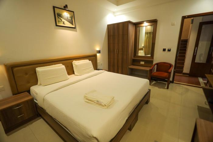 metro plaza hotel by rak rooms