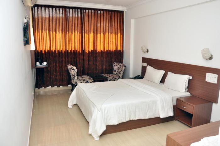 emporium hotel