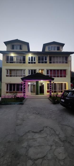 new snow view resort pahalgam