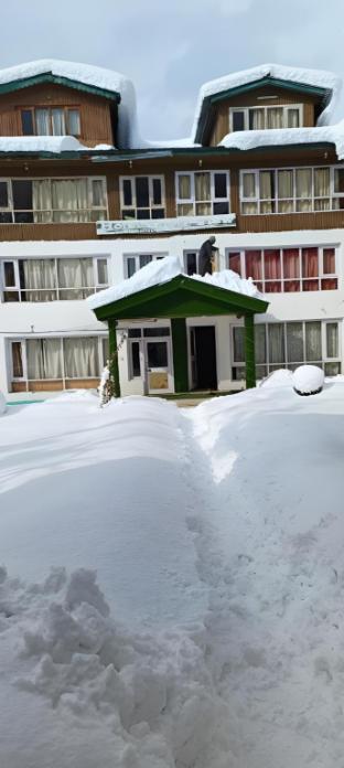 new snow view resort pahalgam