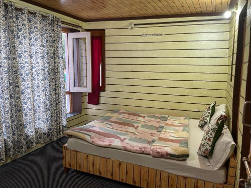 new snow view resort pahalgam