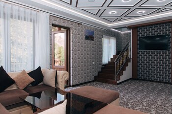 archazor mountain resort