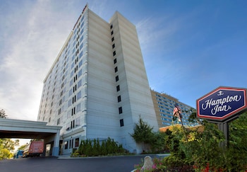 hampton inn ny jfk