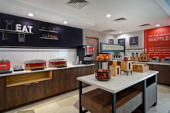 hampton inn ny jfk