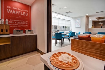 hampton inn ny jfk
