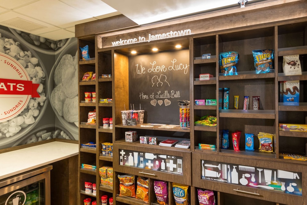 hampton inn and suites jamestown