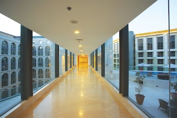 grand court jerusalem