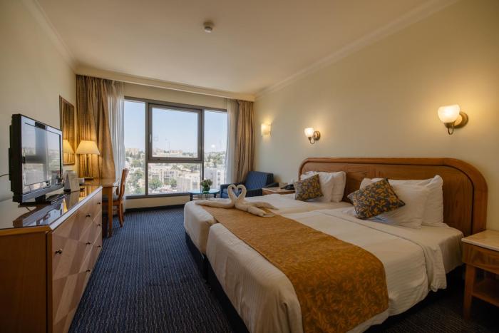 grand court jerusalem