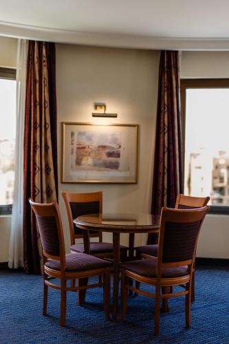 grand court jerusalem