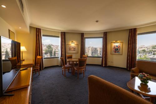 grand court jerusalem