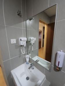 yu hotel chinatown