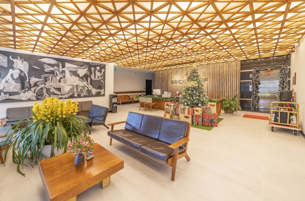 brick house dalat hotel