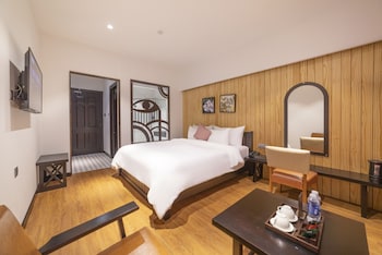 brick house dalat hotel