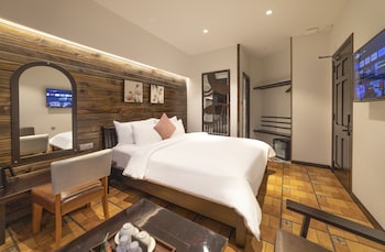 brick house dalat hotel