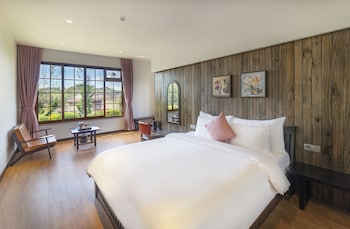 brick house dalat hotel