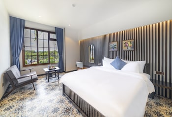 brick house dalat hotel