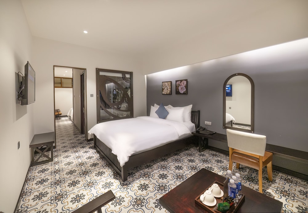 brick house dalat hotel