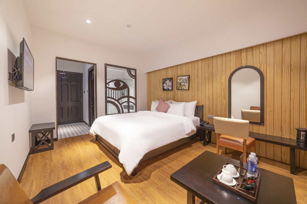 brick house dalat hotel