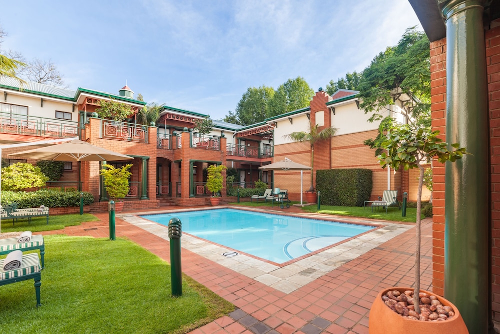 courtyard hotel rosebank