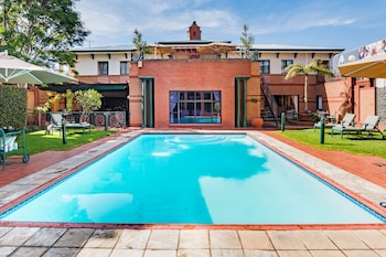 courtyard hotel rosebank