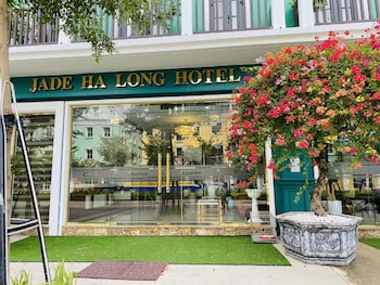 jade ha long hotel