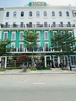 jade ha long hotel