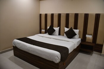 hotel vibharaj palace