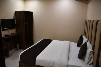 hotel vibharaj palace