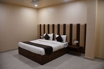 hotel vibharaj palace