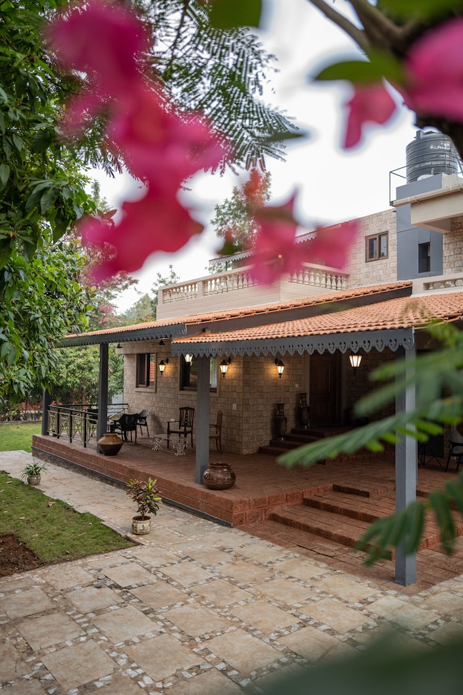 dulwich park view panchgani ama stays and trails