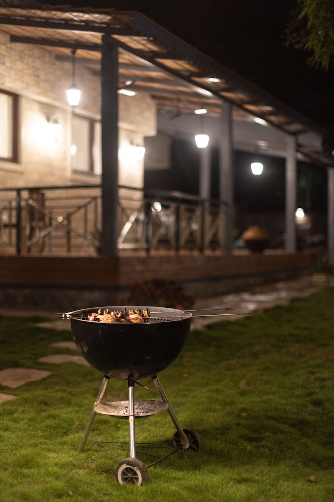 dulwich park view panchgani ama stays and trails