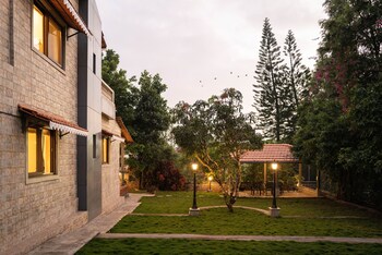 dulwich park view panchgani ama stays and trails