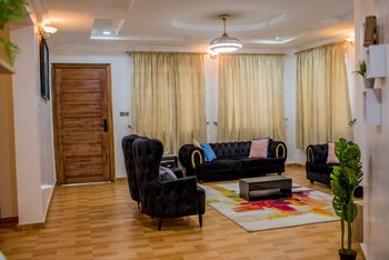 geza luxury apartment