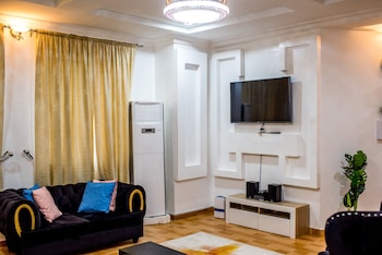 geza luxury apartment