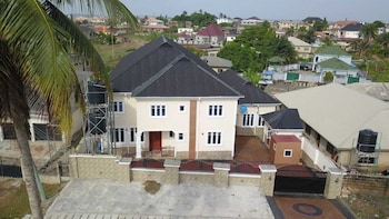 geza luxury apartment