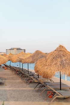 cumbalica garden hotel