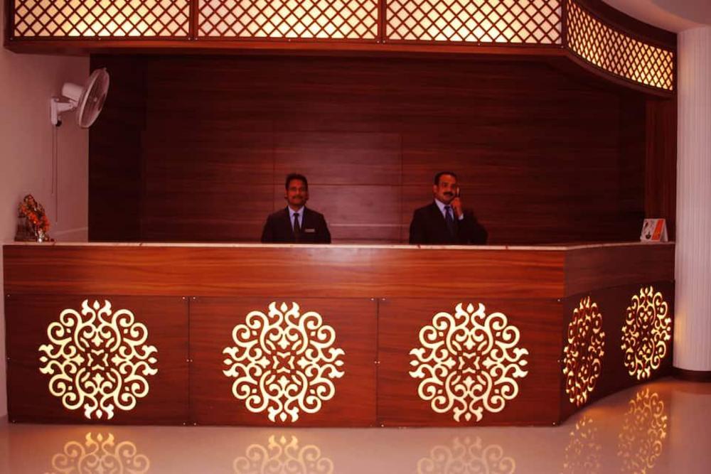 the shiv nautica hotel