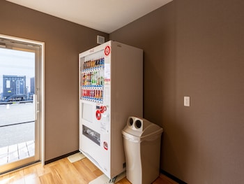 hotel r9 the yard tsu