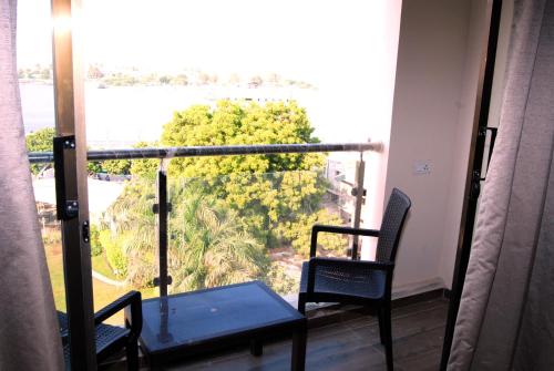 apaar hotel