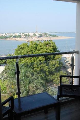 apaar hotel