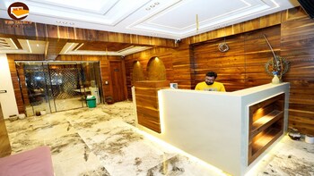 The Yachi's,India>>Rishikesh,2 star