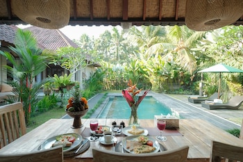 pondok sebali private villa