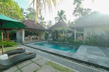 pondok sebali private villa