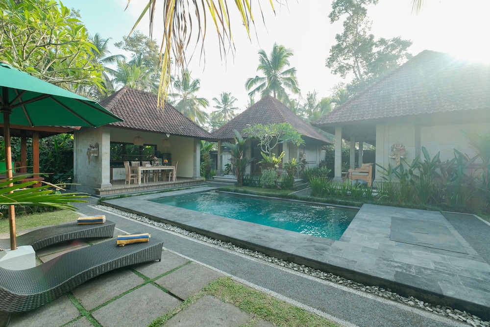 pondok sebali private villa