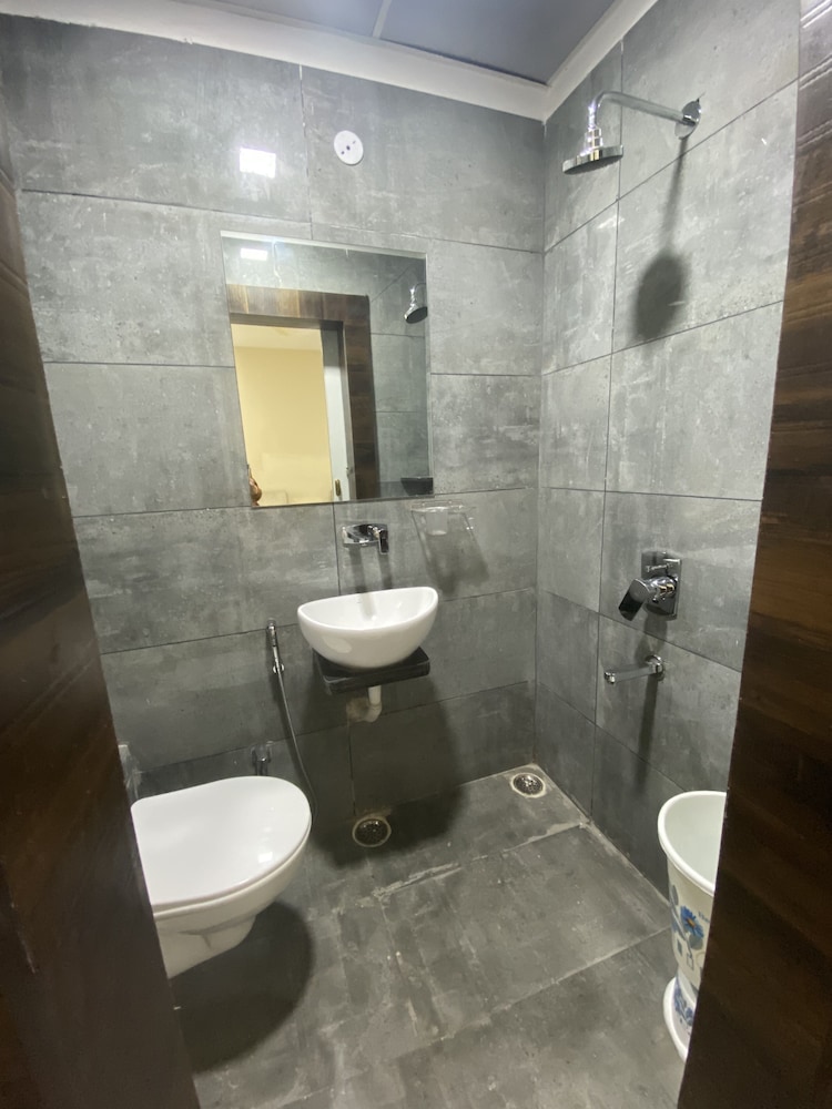 hotel brij residency