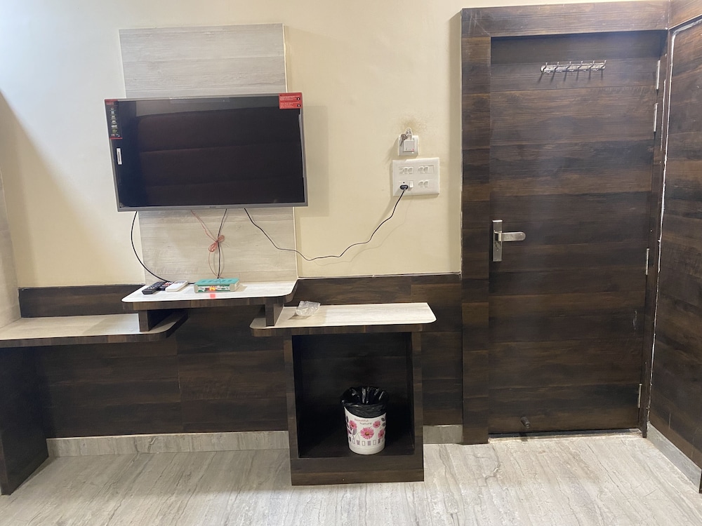 hotel brij residency